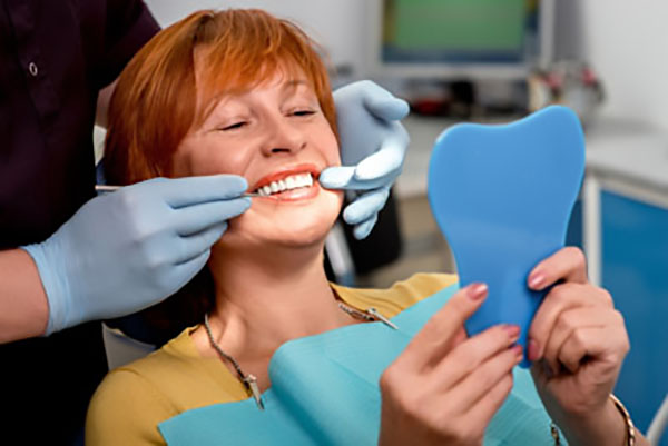 Can Implant Supported Dentures Improve Chewing Function?
